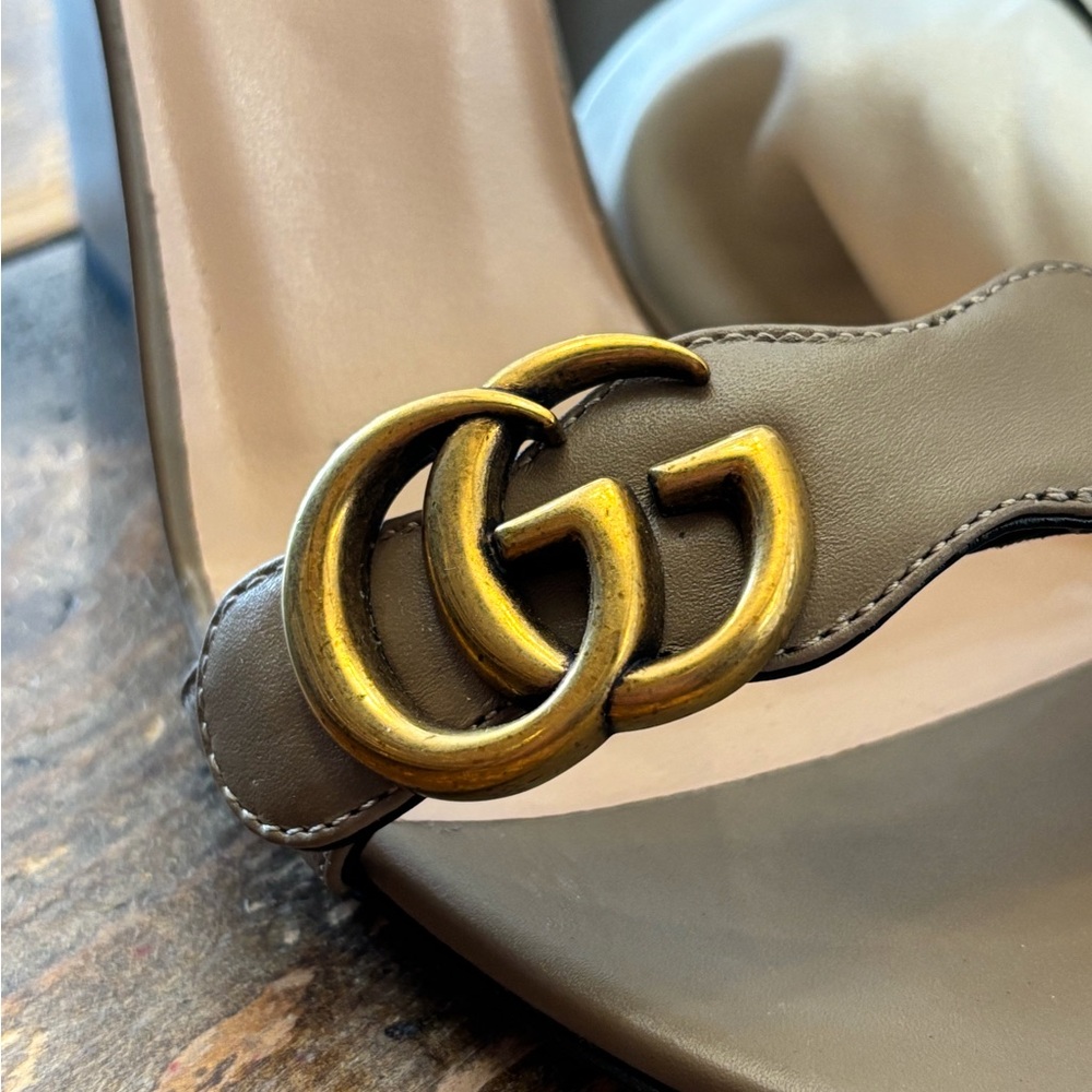 GUCCI Greige GG Marmont Stack Heel Sandal - Picture 3 of 14